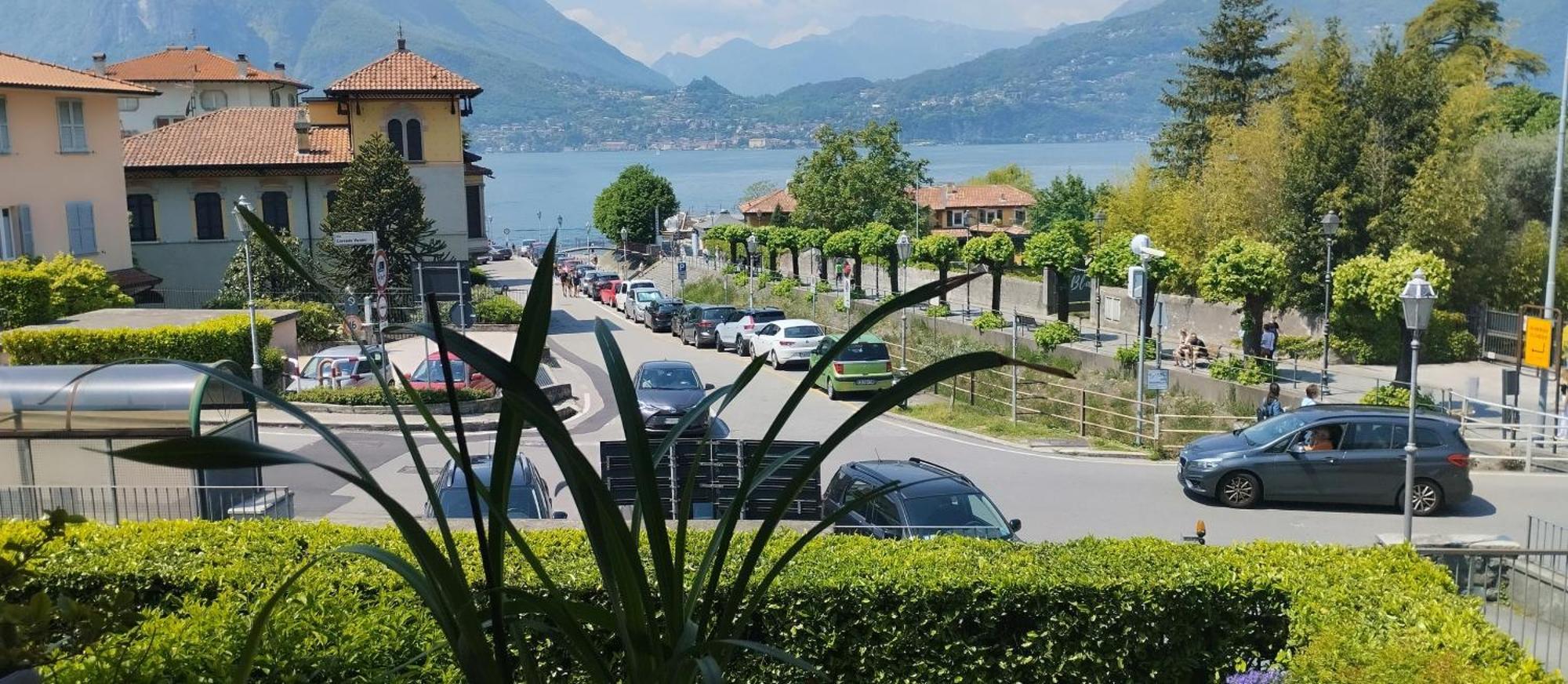 Tosca House 2 Bed & Breakfast Varenna Bagian luar foto