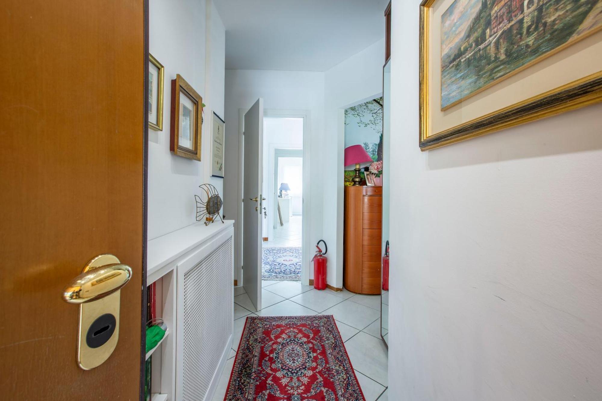 Tosca House 2 Bed & Breakfast Varenna Bagian luar foto